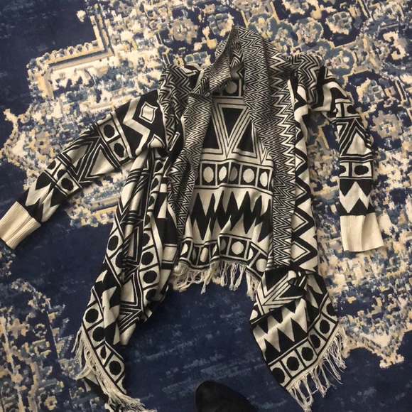 Cardigan - Picture 1 of 1